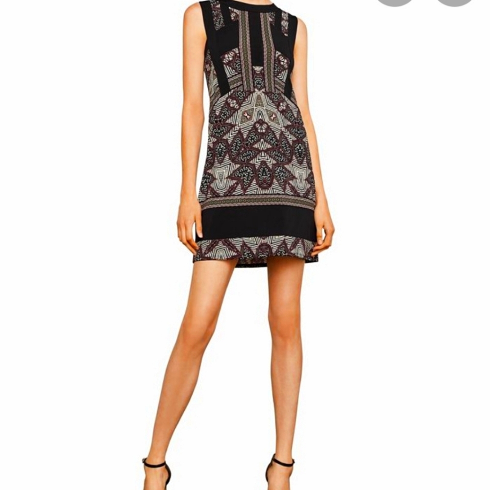 BCBGMAXAZRIA Women's Color-Blocked Dress